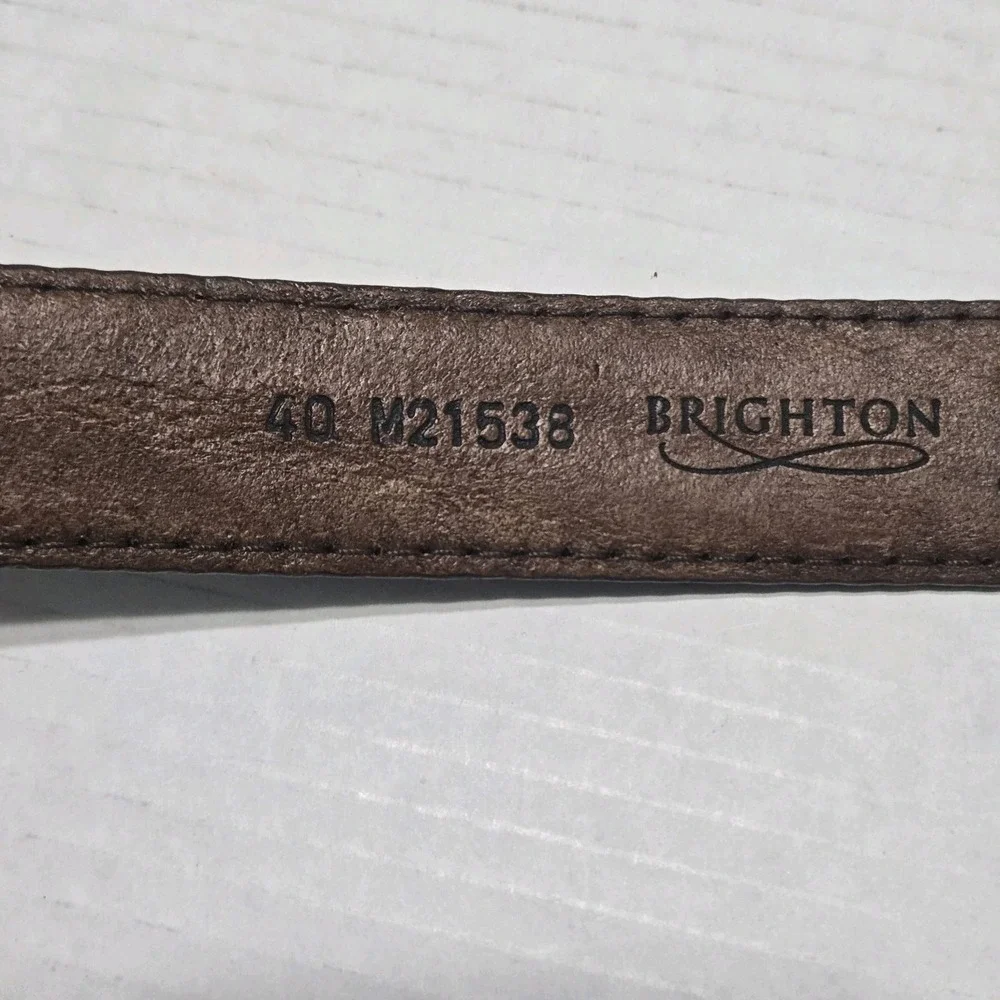 Brighton Men's M21538 Escape Dark Brown Croco Embossed Leather Belt Size 40 USA